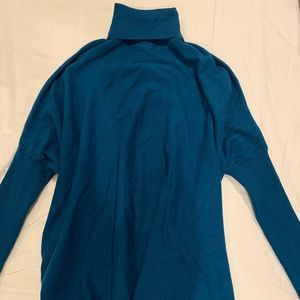 Teal oversized turtleneck